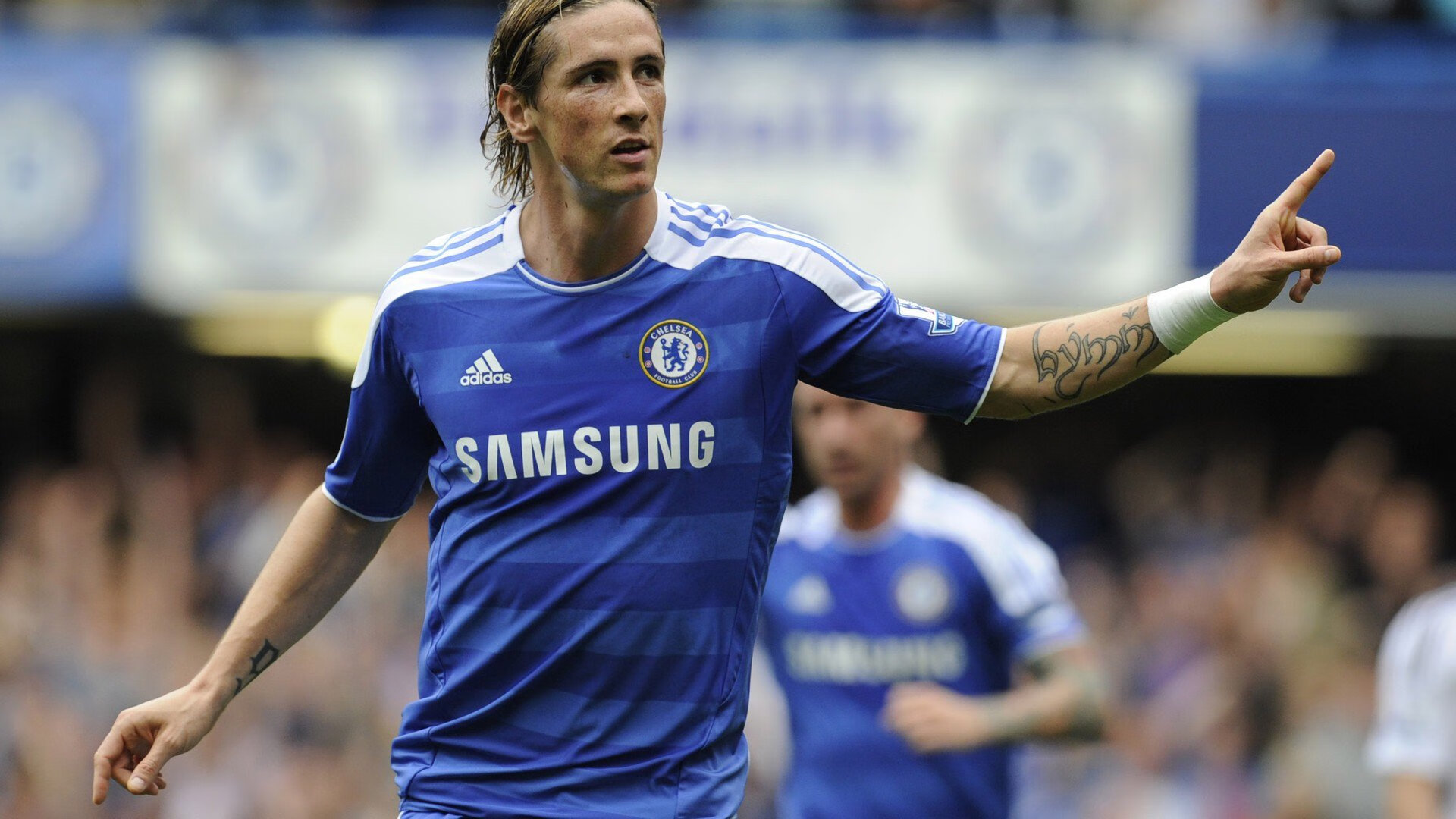 世界杯：夜间地铁加开“决赛加班车” 护送观赛人群安全返家